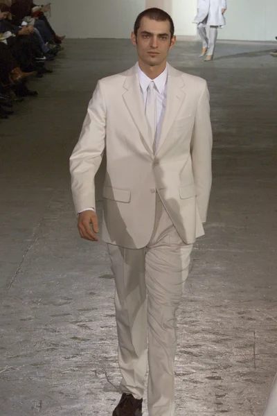 Look 44